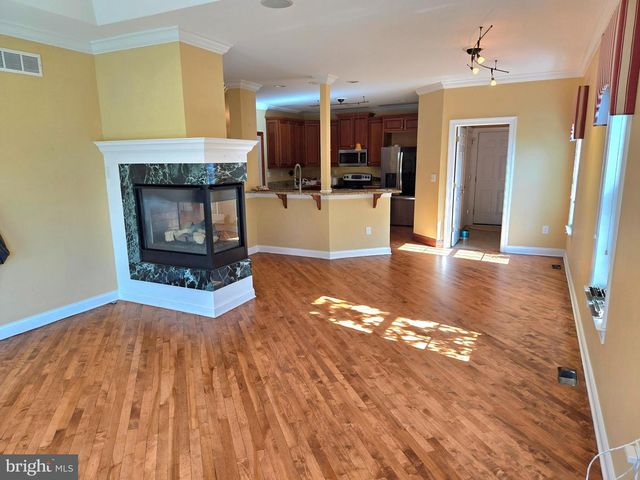 424 SNOWY OWL LN, New Hope, PA 18938