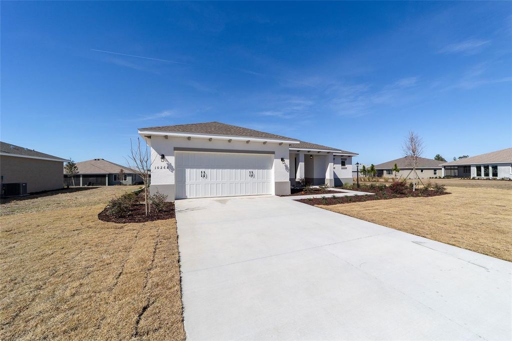 Image 2 of property listing at 10268 SW 105TH TERRACE, Ocala, FL 34481