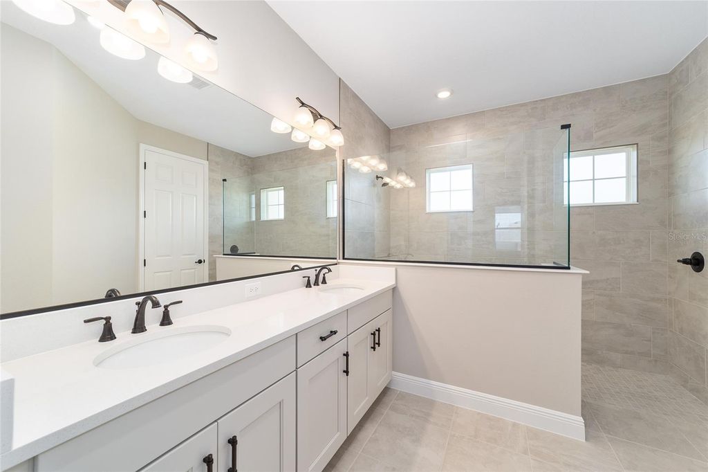 Image 26 of property listing at 10268 SW 105TH TERRACE, Ocala, FL 34481