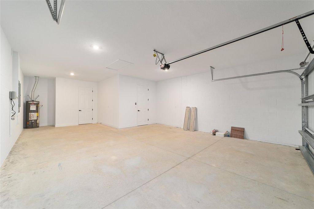 Image 35 of property listing at 10268 SW 105TH TERRACE, Ocala, FL 34481