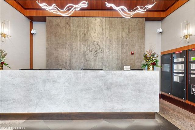 33 W Ontario Street 30E, Chicago, IL 60654