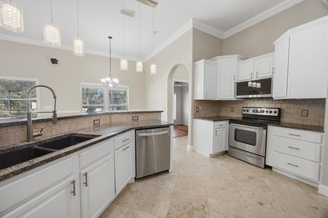 9600 Bone Bluff Drive, Navarre, FL 32566