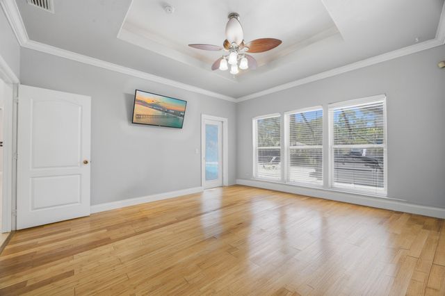 9600 Bone Bluff Drive, Navarre, FL 32566