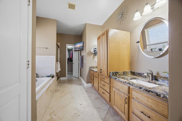 9600 Bone Bluff Drive, Navarre, FL 32566