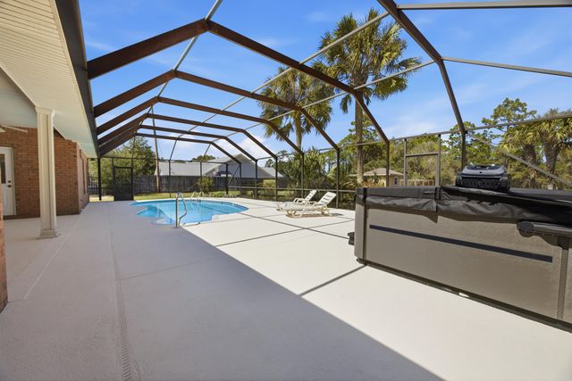 9600 Bone Bluff Drive, Navarre, FL 32566