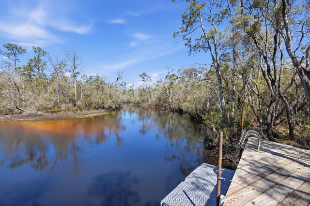 9600 Bone Bluff Drive, Navarre, FL 32566