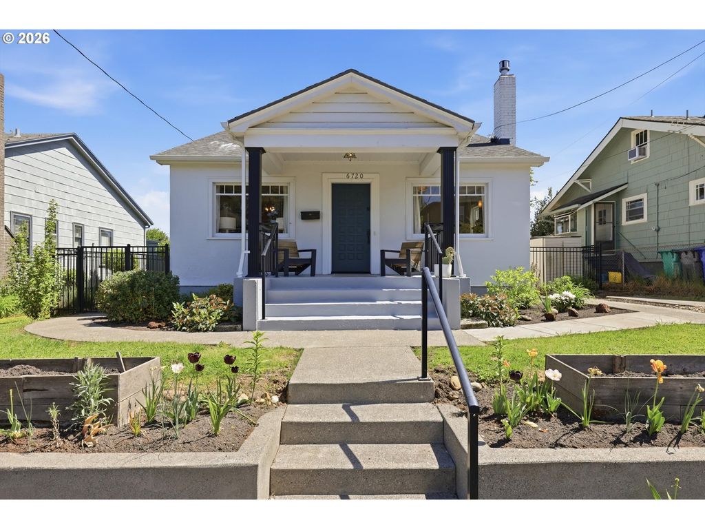 6720 Ne RODNEY Ave, Portland, OR 97211