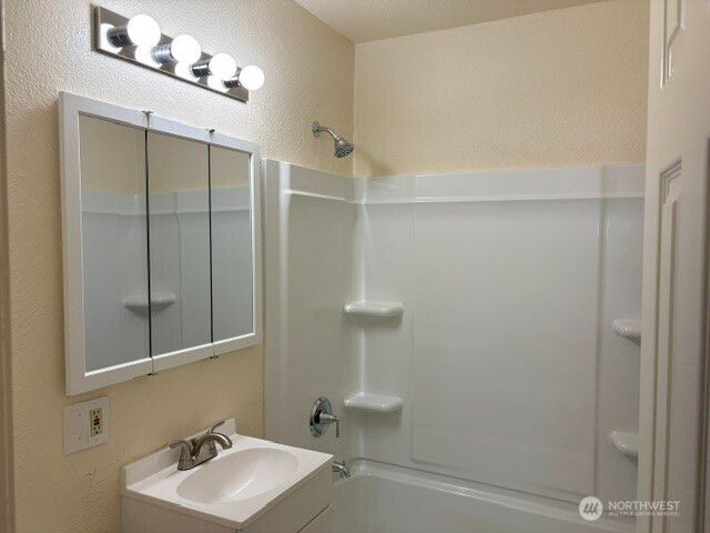 3009 FIR, Longview, WA 98632