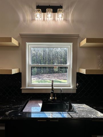 6158 Mountain Pass Drive, Benton, AR 72019