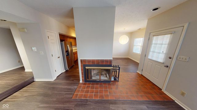 9464 Maple Way 27, Indianapolis, IN 46268