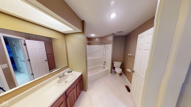 9464 Maple Way 27, Indianapolis, IN 46268