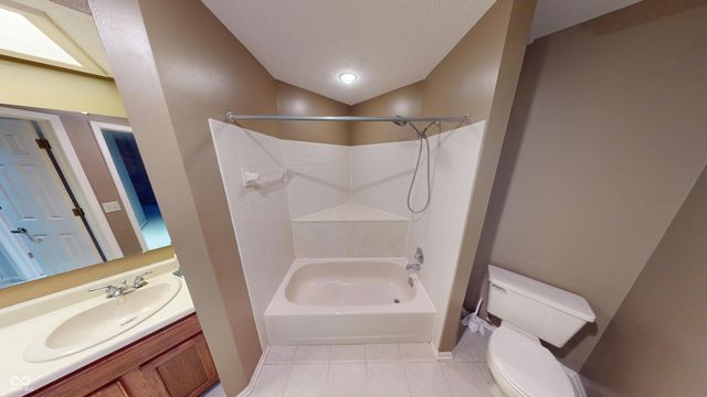 9464 Maple Way 27, Indianapolis, IN 46268