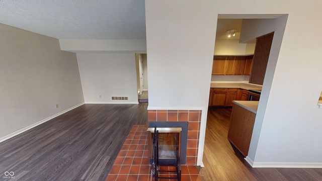 9464 Maple Way 27, Indianapolis, IN 46268