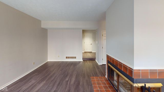 9464 Maple Way 27, Indianapolis, IN 46268