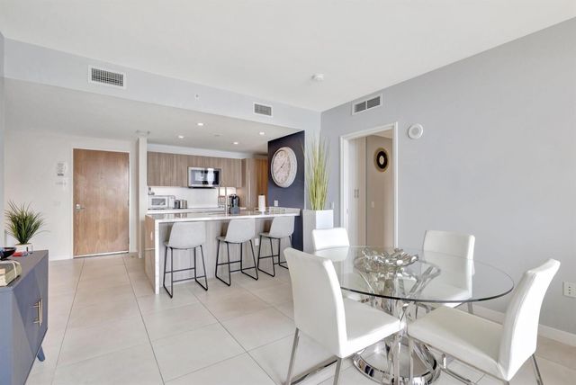 401 N Birch Road 703, Fort Lauderdale, FL 33304