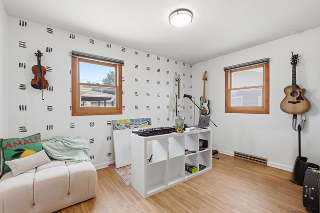 2627 LAWNDALE DR, Rapid City, SD 57702