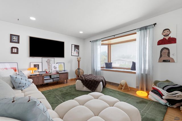 2627 LAWNDALE DR, Rapid City, SD 57702