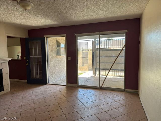 213 North Lamb Boulevard D, Las Vegas, NV 89110