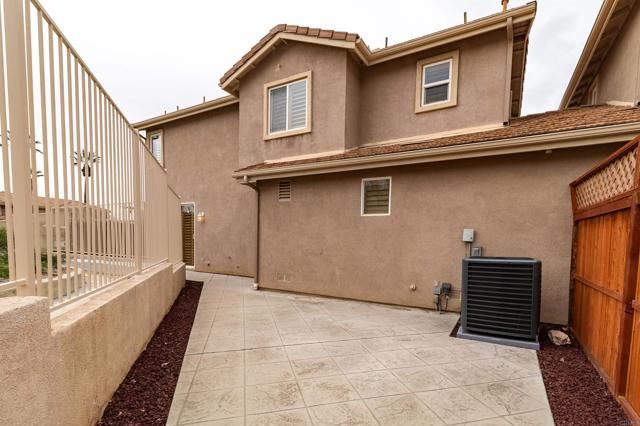 7283 Isabella Villa Court, Highland, CA 92346