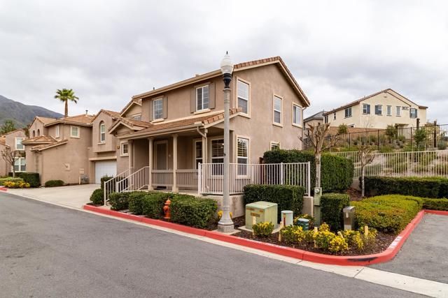 7283 Isabella Villa Court, Highland, CA 92346