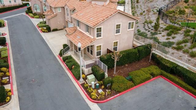 7283 Isabella Villa Court, Highland, CA 92346