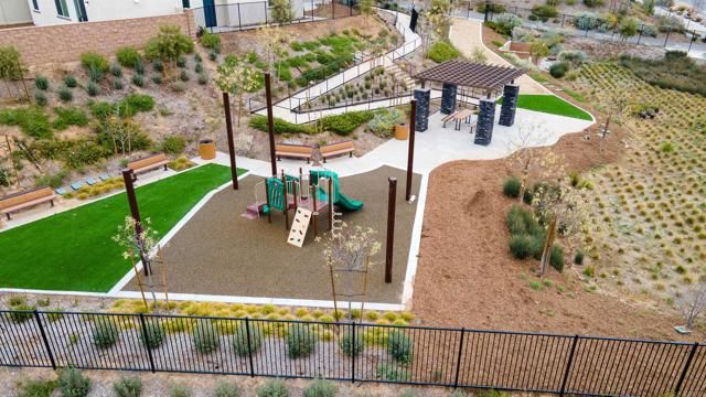 7283 Isabella Villa Court, Highland, CA 92346