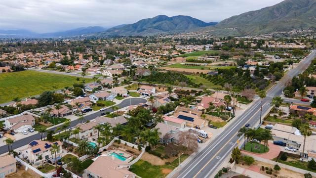 7283 Isabella Villa Court, Highland, CA 92346