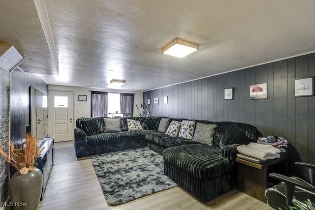 4864 E 94th Street, Garfield Heights, OH 44125