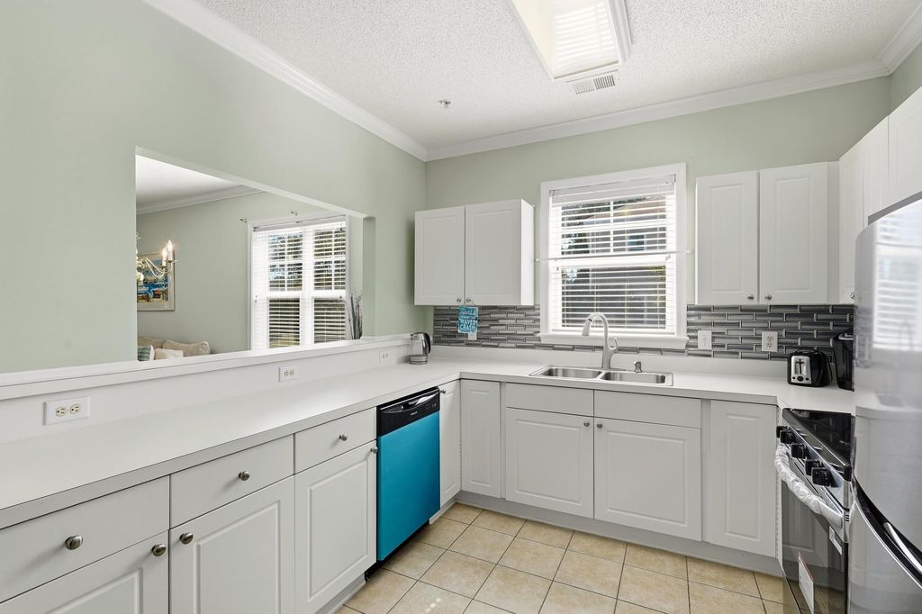6253 Catalina Dr Unit 124, North Myrtle Beach, SC 29582 — photo 4