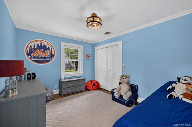 26 Brookside Circle, Bronxville, NY 10708