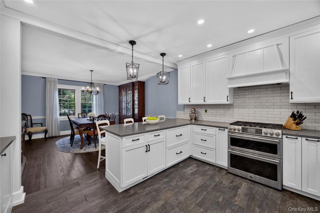 26 Brookside Circle, Bronxville, NY 10708