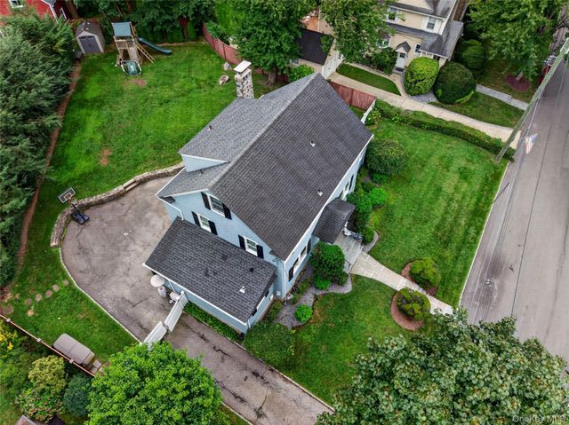 26 Brookside Circle, Bronxville, NY 10708