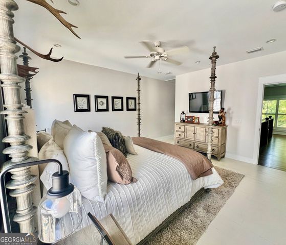 1040 Demere Road, St. Simons, GA 31522