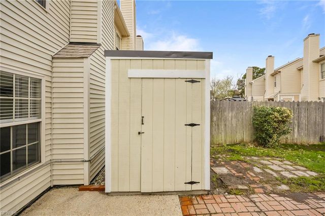 4810 Ledura RD, Virginia Beach, VA 23462