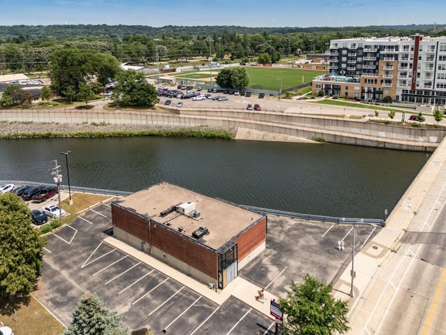 307 E Center Street, Rochester, MN 55904