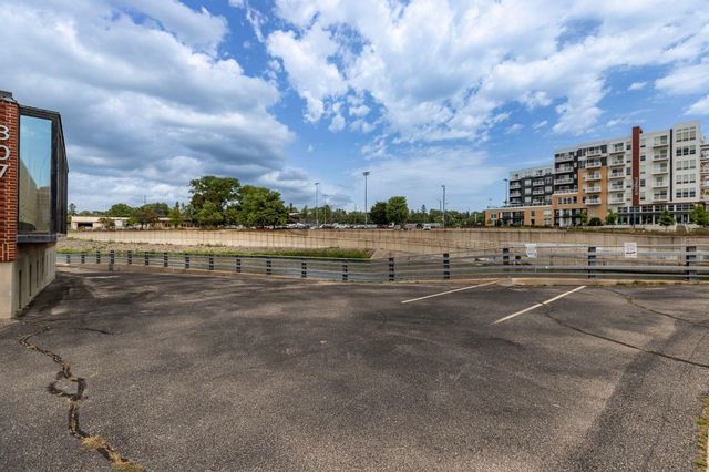 307 E Center Street, Rochester, MN 55904