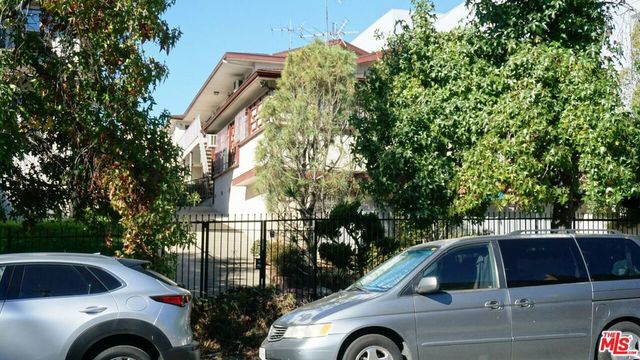 837 S Berendo Street 1, Los Angeles, CA 90005