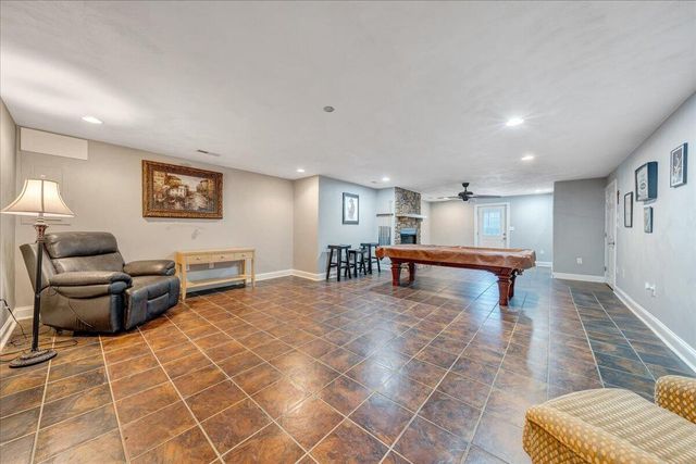 5177 Arrowhead TRL, Salem, VA 24153