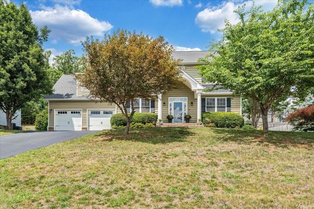 5177 Arrowhead TRL, Salem, VA 24153