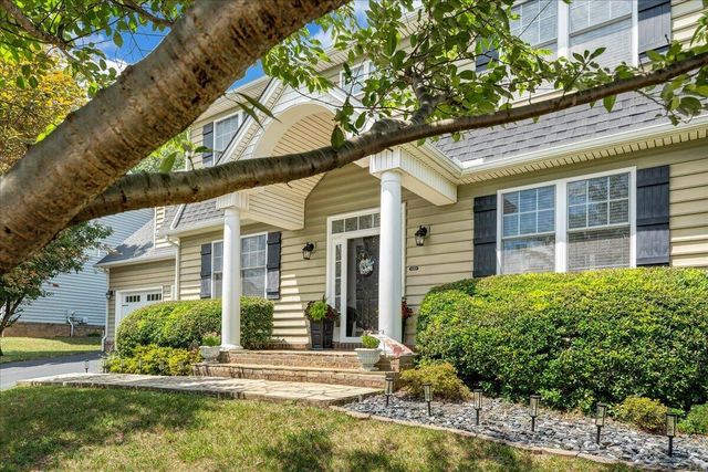 5177 Arrowhead TRL, Salem, VA 24153