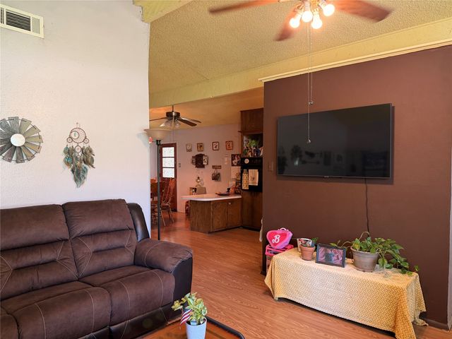 400 N Bean Street, Howe, TX 75459