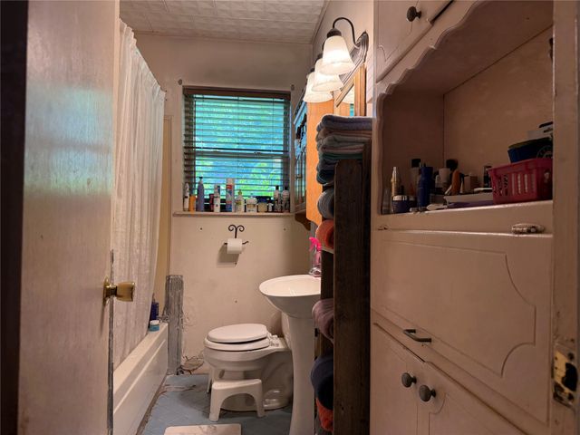 400 N Bean Street, Howe, TX 75459