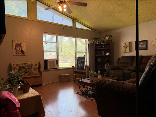 400 N Bean Street, Howe, TX 75459