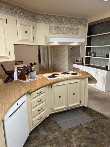 18218 Paradise Mountain Rd space 83, Valley Center, CA 92082