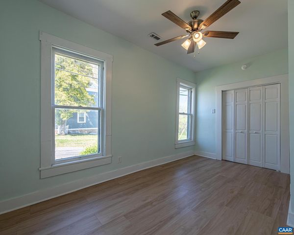 125 SOUTH ST, Louisa, VA 23093