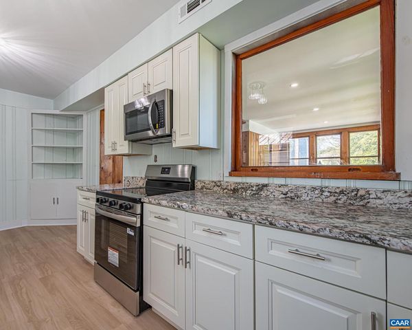 125 SOUTH ST, Louisa, VA 23093