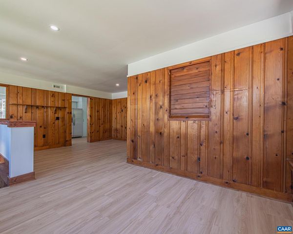 125 SOUTH ST, Louisa, VA 23093