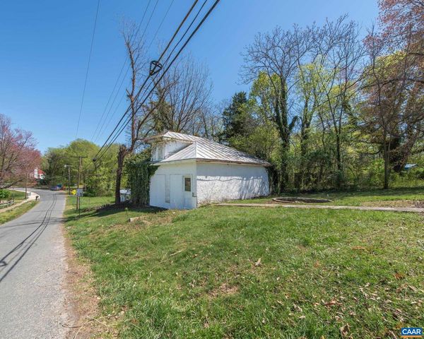 125 SOUTH ST, Louisa, VA 23093