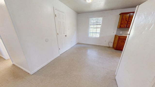 406 W Velmer St, Dequincy, LA 70633