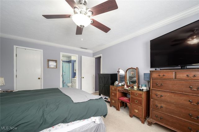 864 Kirkwall Drive, Akron, OH 44321